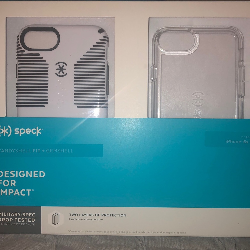 Speck- 2 pack phone cases. NWT!! iPhone 6s/7/8.